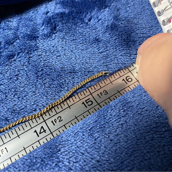 Vintage 7 pc lot marked jewelry. In good condition working clasps and closures. - Picture 8 of 16